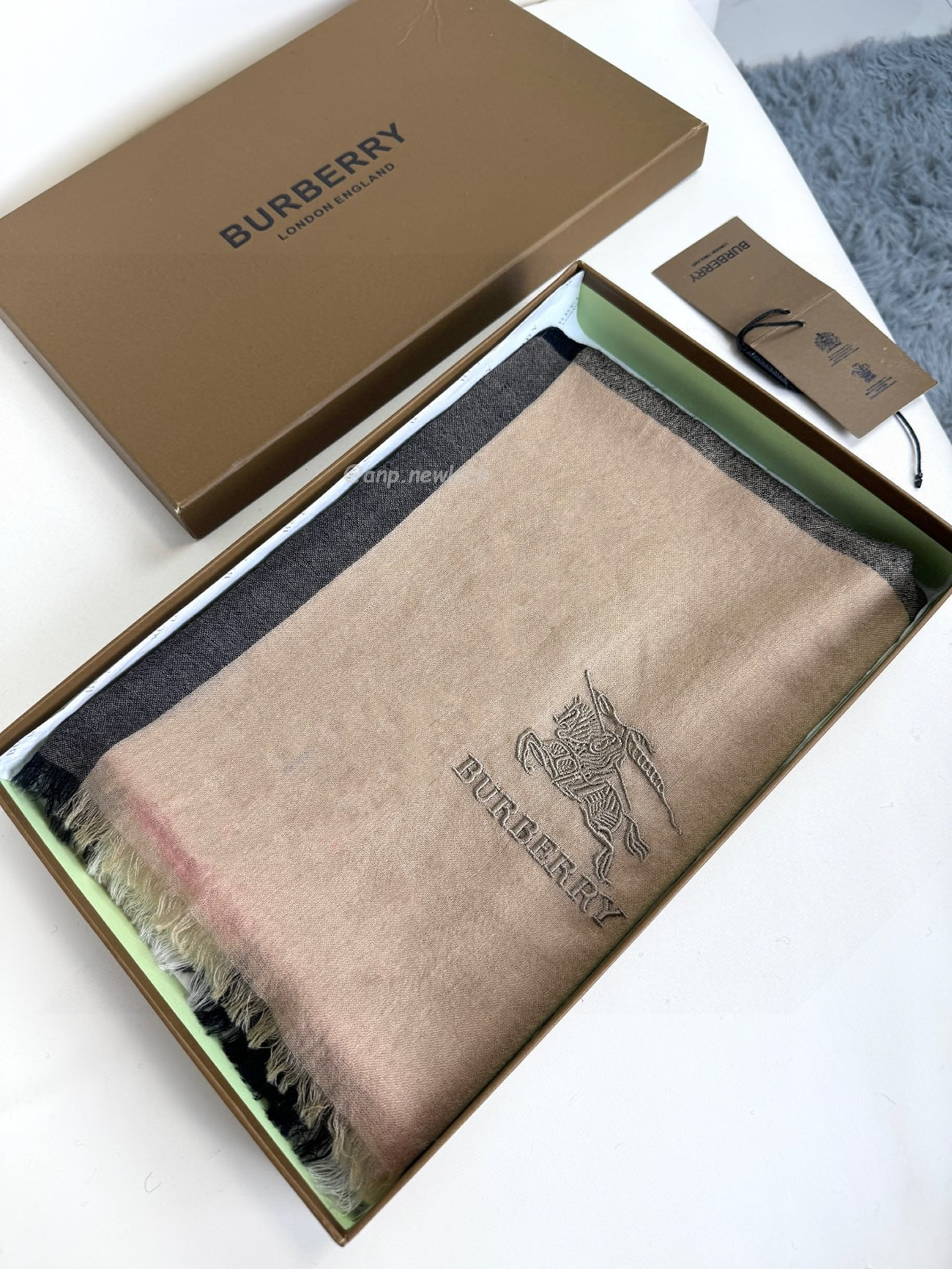 Burberry Vintage Check Cashmere Scarf 90x200cm (4) - newkick.cc